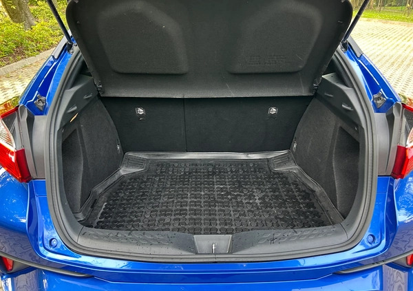 Toyota C-HR cena 73000 przebieg: 100400, rok produkcji 2018 z Sokółka małe 92